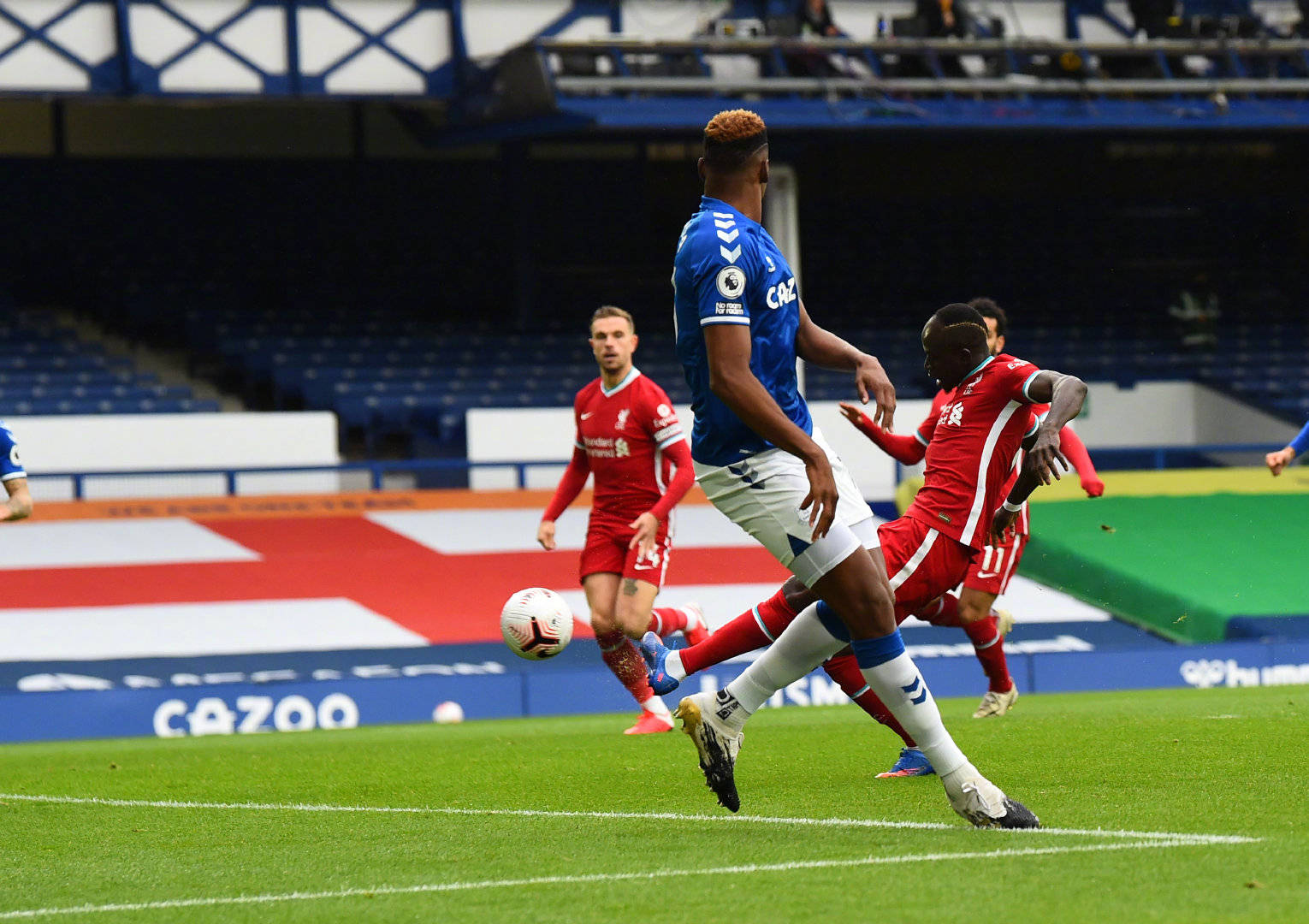 定的人员配 定的人员配